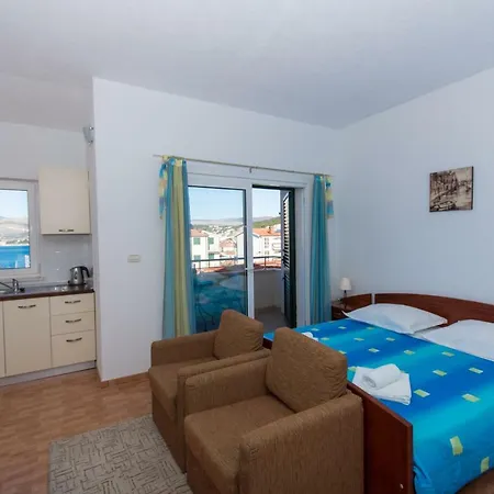 Fumija Apartman *