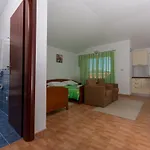 Fumija Διαμέρισμα *