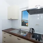 Fumija Τρογκίρ