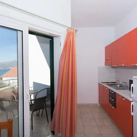 Apartment Fumija *