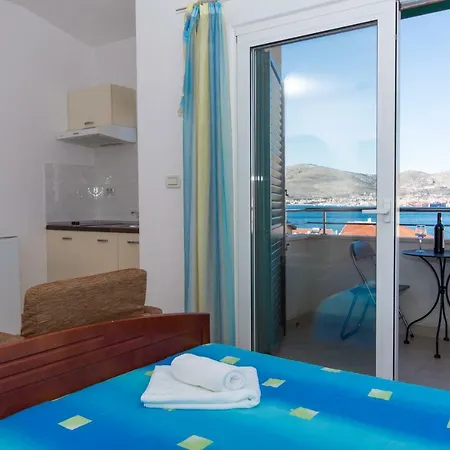 Fumija Apartment Trogir