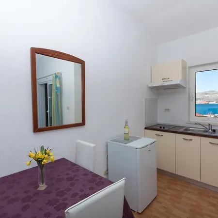 Fumija Apartment